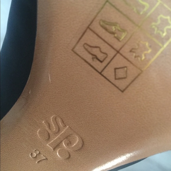 Samantha Pleet tabernacle heel! - Picture 7 of 8